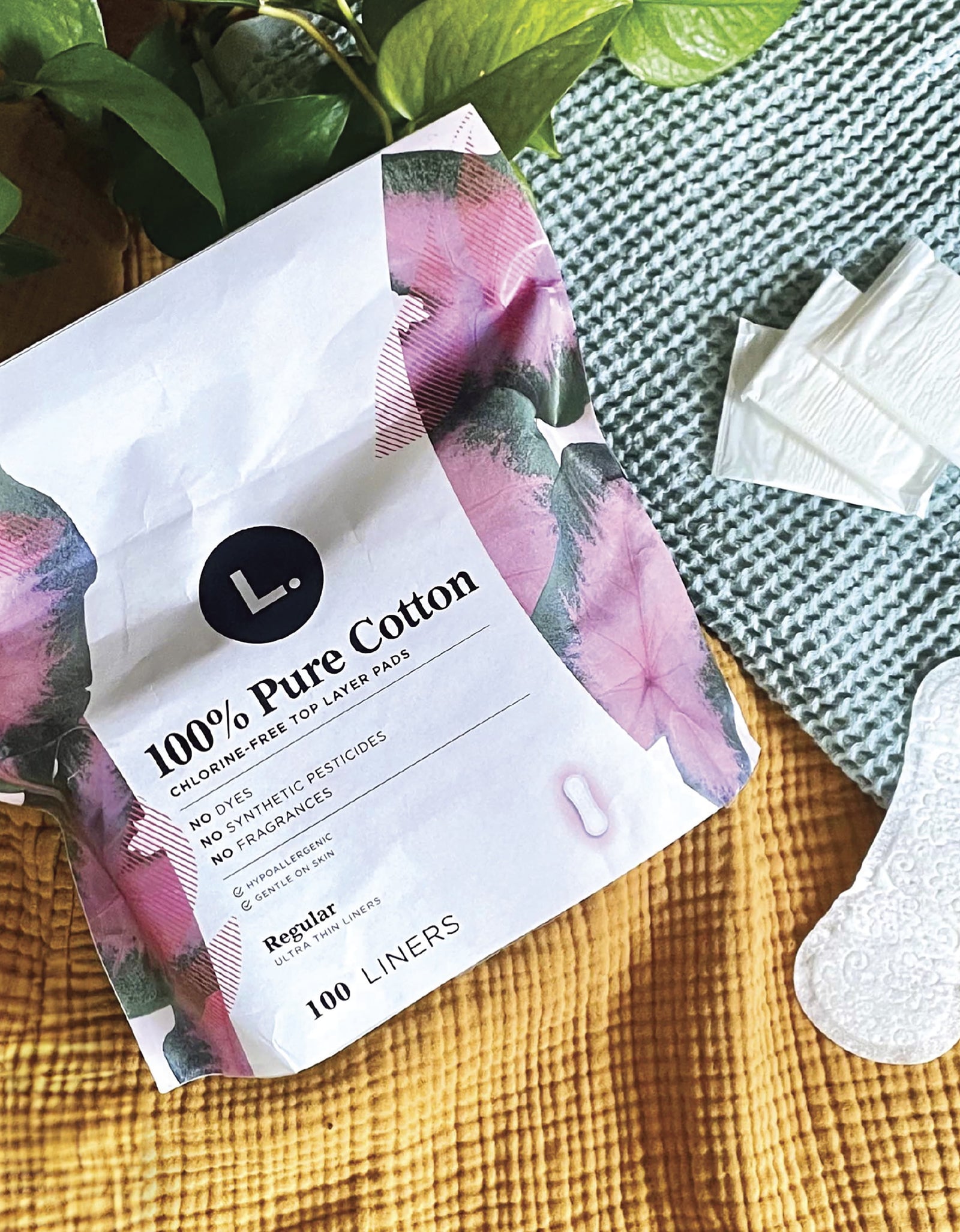 Ultra Thin Liners for Women, Regular, 100% Pure Cotton Top Layer 100 Ct